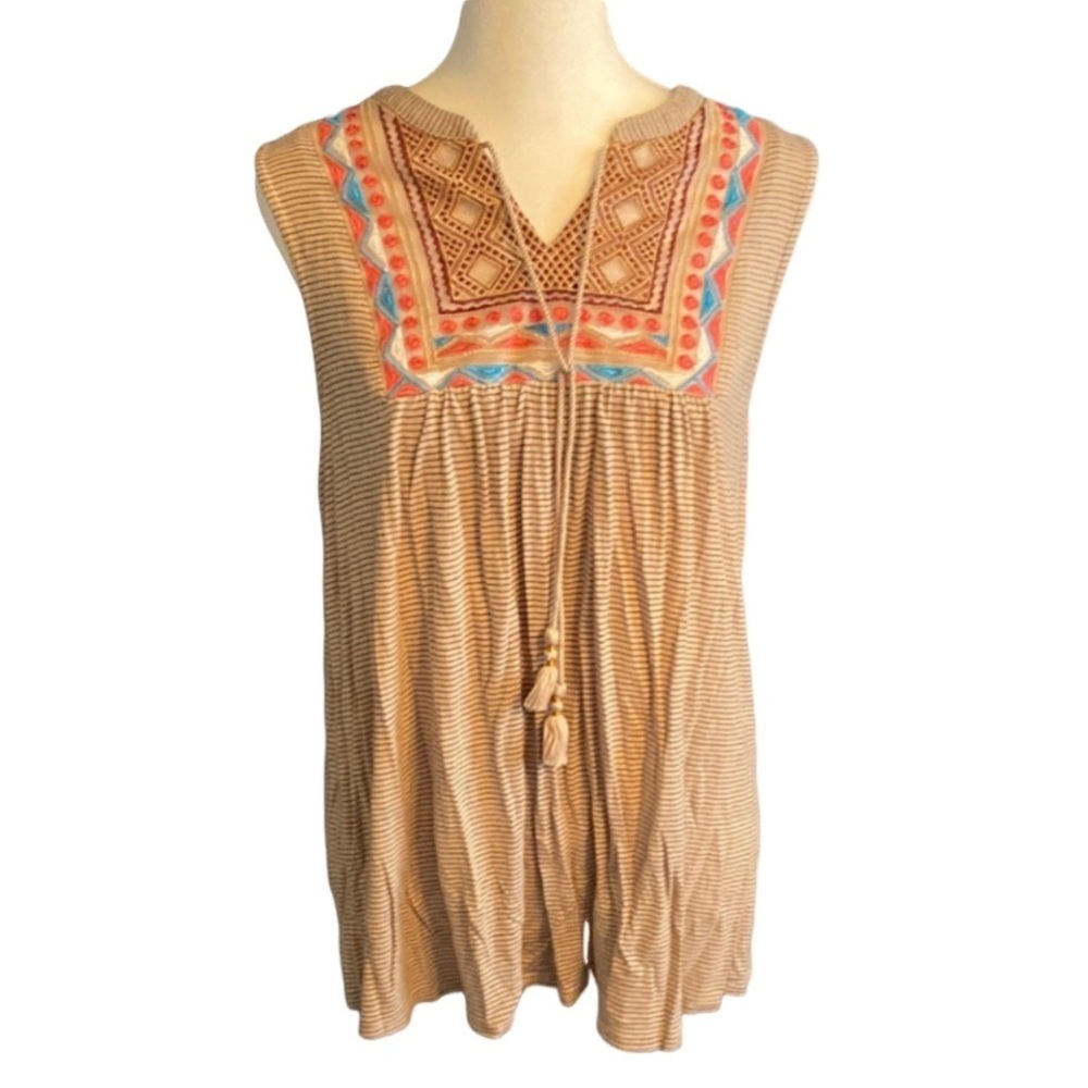Knox Rose Tan and Multicolor Embroidered Blouse. Sleeveless. Size M. Tassels.